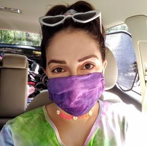 Meet your Posher, Samantha-jo